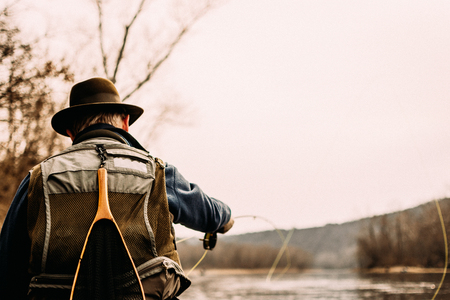 四季の釣り：季節ごとに変わる餌・ルアーの選び方と使い分け