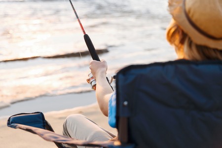 釣った魚でその場でBBQ！夏夜釣り＆海水浴グルメ体験記